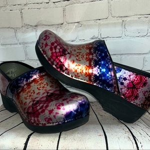 EUC Dansko XP 2.0 Tie Dye Clogs